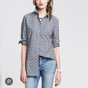 BANANA REPUBLIC Blue & White Geometric Print Shirt